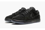 NIKE
DUNK LOW SP
Undefeated - Black