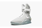 NIKE
AIR MAG
Back To The Future