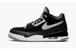 JORDAN
AIR JORDAN 3
Tinker Hatfield