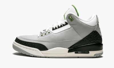 JORDAN
AIR JORDAN 3 RETRO
Chlorophyll