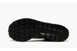 NIKE
VAPORWAFFLE
Sacai x Jean Paul Gaultier - Black