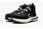 NIKE
VAPORWAFFLE
Sacai x Jean Paul Gaultier - Black