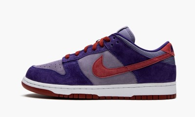 NIKE
DUNK LOW RETRO SP
Plum