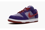 NIKE
DUNK LOW RETRO SP
Plum