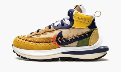 NIKE
VAPORWAFFLE
Sacai x Jean Paul Gaultier - Multicolor