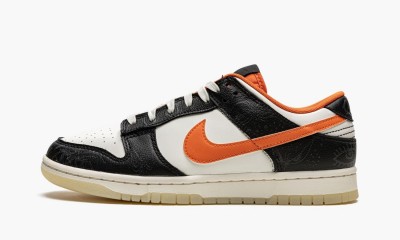 NIKE
DUNK LOW RETRO PRM
Halloween