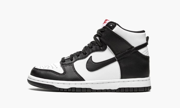 NIKE
DUNK HIGH 
Black/White